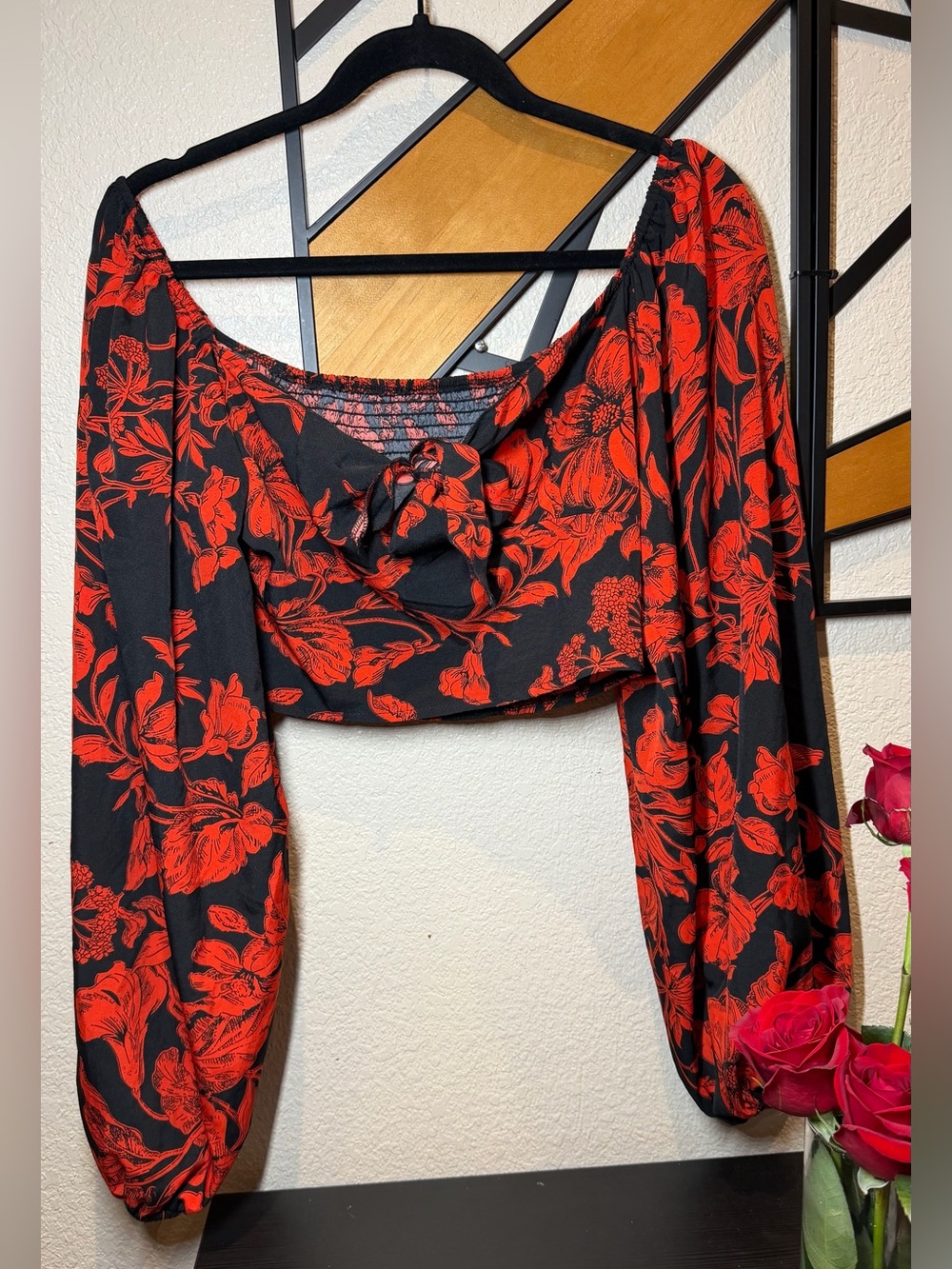 SHEIN Black Crop Top with Red Floral Print Bruno Mars Concert Goers Attire